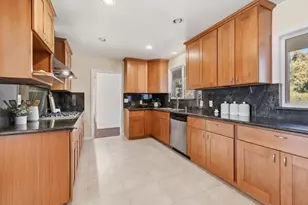 301 Gordon Ave, San Jose, CA 95127 - Photo 10