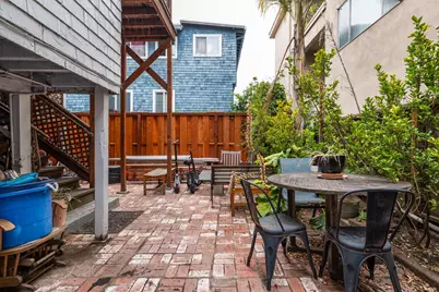 2001 Haste St, Berkeley, CA 94709 - Photo 10