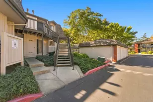 3055 Shadow Springs Pl, San Jose, CA 95121 - Photo 16