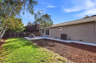1005 Wentz Dr, Gilroy, CA 95020 - Photo 30