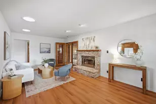 784 Sherman Oaks Dr, San Jose, CA 95128 - Photo 2