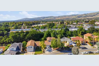 3350 Woodside Ln, San Jose, CA 95121 - Photo 36