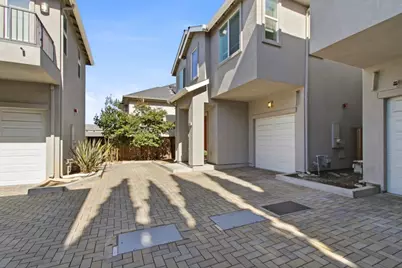358 S Cypress Ave, San Jose, CA 95117 - Photo 42