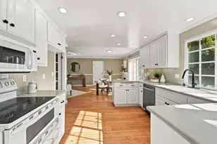 1245 Laurel Hill Dr, San Mateo, CA 94402 - Photo 12