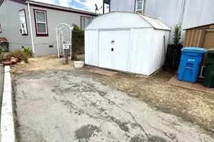2900 Fairview Rd 7, Hollister, CA 95023 - Photo 4