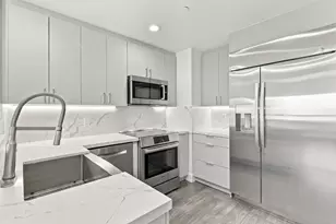 88 E San Fernando St 801, San Jose, CA 95113 - Photo 4