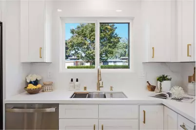 2754 Georgetown St, East Palo Alto, CA 94303 - Photo 14