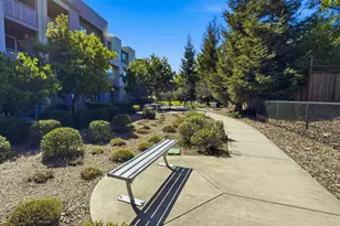 1949 Mahuron Cir, San Jose, CA 95133 - Photo 58