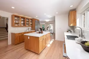 927 Wilmington Way, Redwood City, CA 94062 - Photo 4