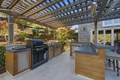 12950 Brendel Dr, Los Altos Hills, CA 94022 - Photo 22