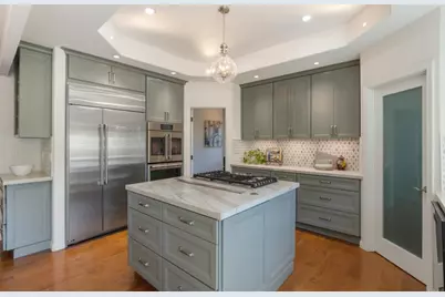 730 Greenview Pl, Los Altos, CA 94024 - Photo 6
