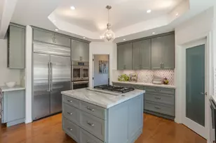 730 Greenview Pl, Los Altos, CA 94024 - Photo 6