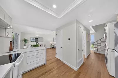 532 Tyrella Ave 49, Mountain View, CA 94043 - Photo 10