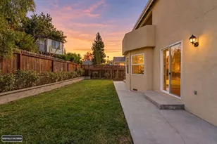 24257 Ridgecreek Ln, Hayward, CA 94541 - Photo 2