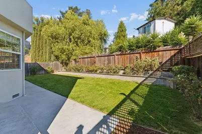 24257 Ridgecreek Ln, Hayward, CA 94541 - Photo 38