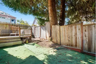 212 11th St, Pacific Grove, CA 93950 - Photo 30