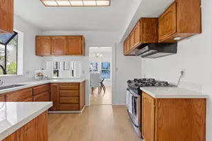 711 Emerson Ct, San Jose, CA 95126 - Photo 12