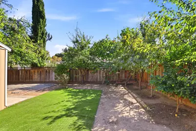 1011 S 9th St, San Jose, CA 95112 - Photo 38