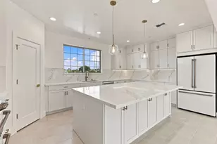 1007 Amore St, Hollister, CA 95023 - Photo 8