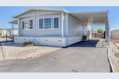 150 E Kern St 70, Salinas, CA 93905 - Photo 2