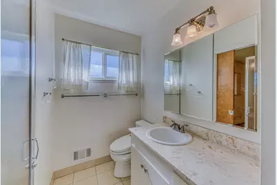 1049 W Alisal St, Salinas, CA 93901 - Photo 24