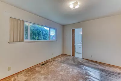 1049 W Alisal St, Salinas, CA 93901 - Photo 22