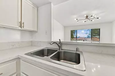 22103 Vista Del Plaza Ln 7, Hayward, CA 94541 - Photo 16