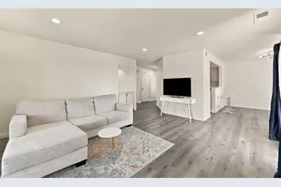 22103 Vista Del Plaza Ln 7, Hayward, CA 94541 - Photo 10