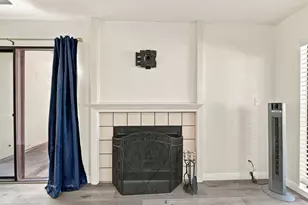22103 Vista Del Plaza Ln 7, Hayward, CA 94541 - Photo 12
