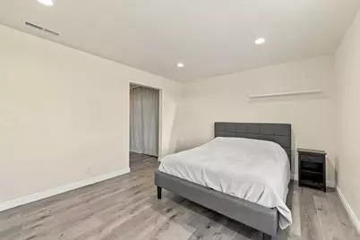22103 Vista Del Plaza Ln 7, Hayward, CA 94541 - Photo 30