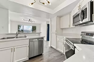 22103 Vista Del Plaza Ln 7, Hayward, CA 94541 - Photo 14