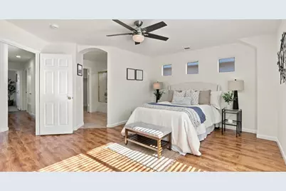 1572 Firestone Loop, San Jose, CA 95116 - Photo 14