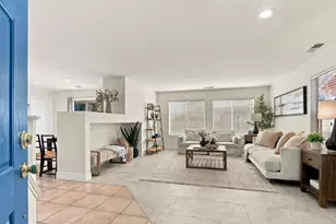 1572 Firestone Loop, San Jose, CA 95116 - Photo 4