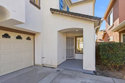 1572 Firestone Loop, San Jose, CA 95116 - Photo 2