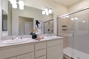 694 Cedarville Ln, San Jose, CA 95133 - Photo 18