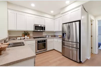694 Cedarville Ln, San Jose, CA 95133 - Photo 10