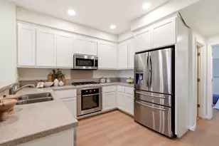 694 Cedarville Ln, San Jose, CA 95133 - Photo 10