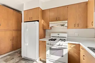 221 N Delaware St, San Mateo, CA 94401 - Photo 18