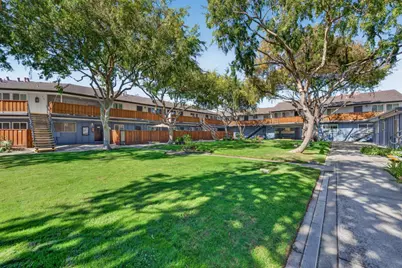 3001 Los Prados St 104, San Mateo, CA 94403 - Photo 2