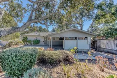 32 Carlton Dr, Del Rey Oaks, CA 93940 - Photo 2