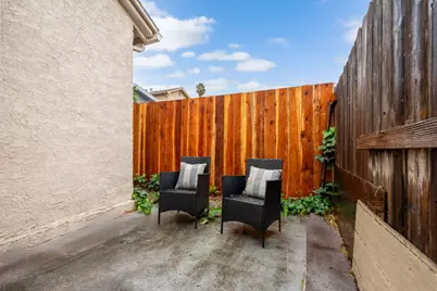 1827 102nd Ave, Oakland, CA 94603 - Photo 26