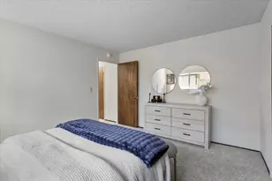 911 Madison Ave, Redwood City, CA 94061 - Photo 28