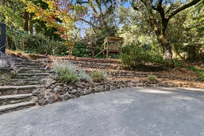 252 Blakewood Way, Woodside, CA 94062 - Photo 32