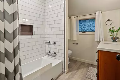 252 Blakewood Way, Woodside, CA 94062 - Photo 16