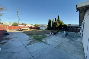 1427 76th Ave, Oakland, CA 94621 - Photo 20