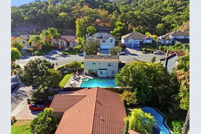 1701 Mantelli Dr, Gilroy, CA 95020 - Photo 50