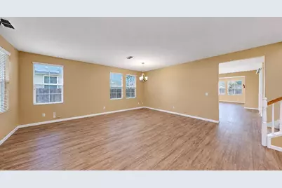 4160 Tahama Ln, Turlock, CA 95382 - Photo 10