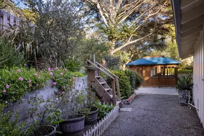 25315 Flanders Dr, Carmel, CA 93923 - Photo 20