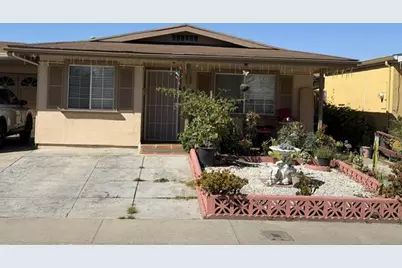 559 Bridge St, Watsonville, CA 95076 - Photo 1