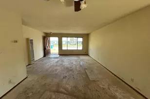 921 Nash Rd, Hollister, CA 95023 - Photo 8